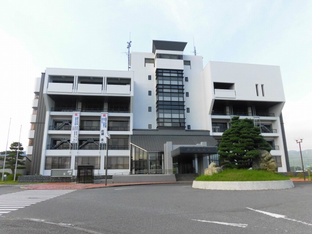 鴨川市役所