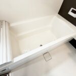 癒しの空間バスルームです。天気に左右されずに洗濯物を乾かせる、浴室乾燥機&オートバス機能付きです。一日の疲れをお風呂で癒してください。(風呂) 癒しの空間バスルームです。天気に左右されずに洗濯物を乾かせる、浴室乾燥機&オートバス機能付きです。一日の疲れをお風呂で癒してください。(風呂)