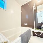 癒しの空間バスルームです。天気に左右されずに洗濯物を乾かせる、浴室乾燥機&オートバス機能付きです。一日の疲れをお風呂で癒してください。(風呂) 癒しの空間バスルームです。天気に左右されずに洗濯物を乾かせる、浴室乾燥機&オートバス機能付きです。一日の疲れをお風呂で癒してください。(風呂)