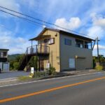 建物隣に駐車スペース有 建物隣に駐車スペース有