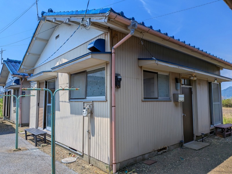 鴨川市横渚【浦辺荘7号棟】外観